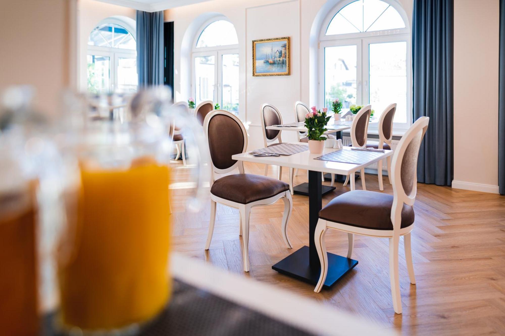Moris Boutique Beach Hotel Gdansk Exterior photo