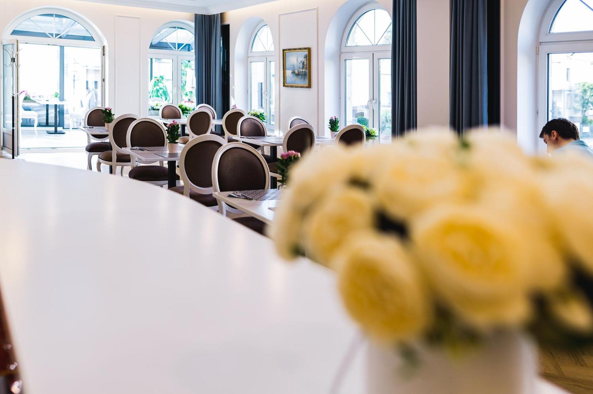 Moris Boutique Beach Hotel Gdansk Exterior photo